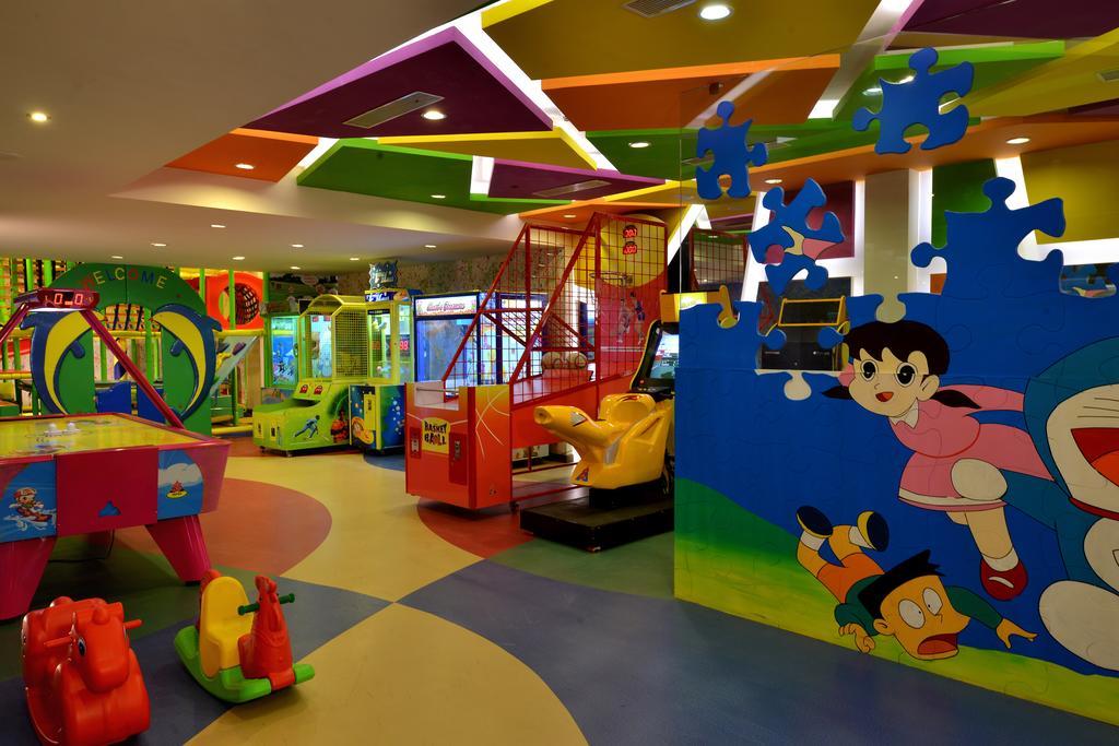 Radisson Resort & Spa Kandla Gāndhīdhām Dış mekan fotoğraf