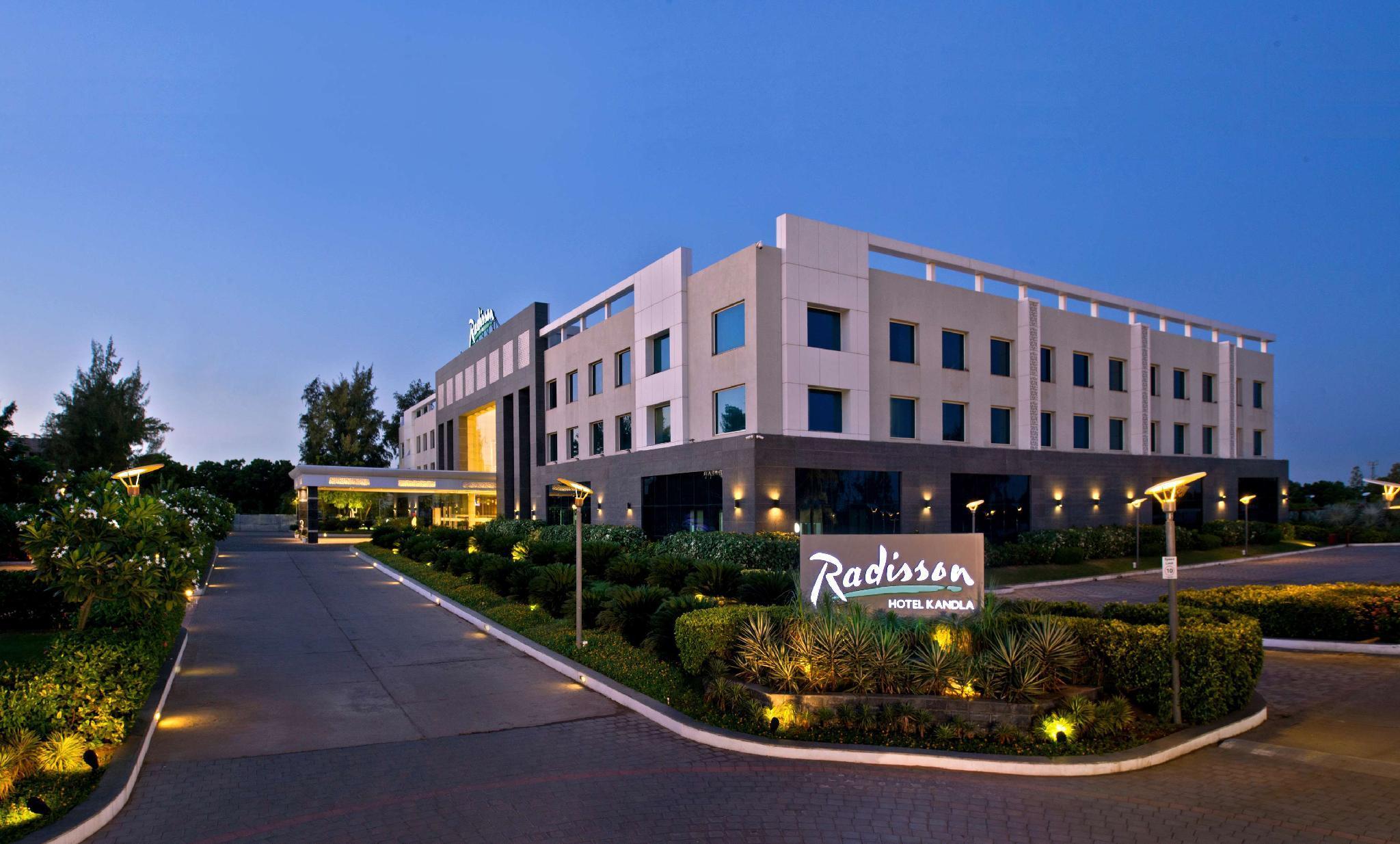 Radisson Resort & Spa Kandla Gāndhīdhām Dış mekan fotoğraf
