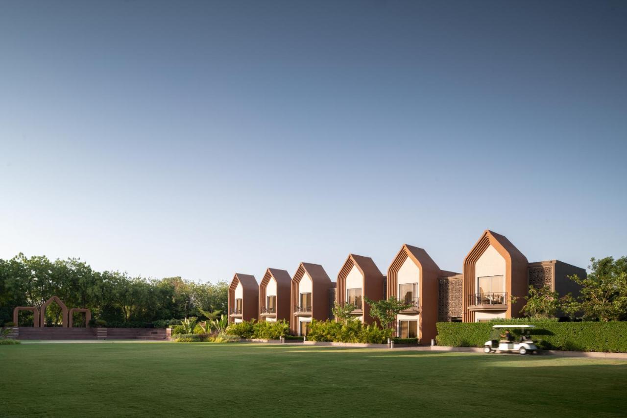 Radisson Resort & Spa Kandla Gāndhīdhām Dış mekan fotoğraf